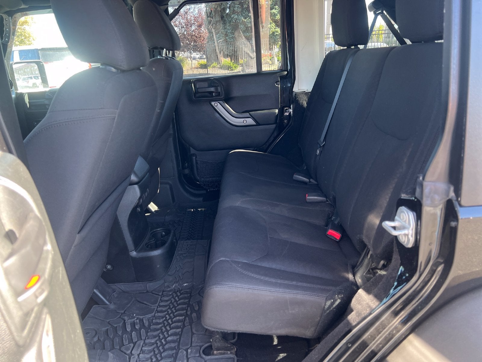 2017 Jeep Wrangler Unlimited Sport S - Photo 24