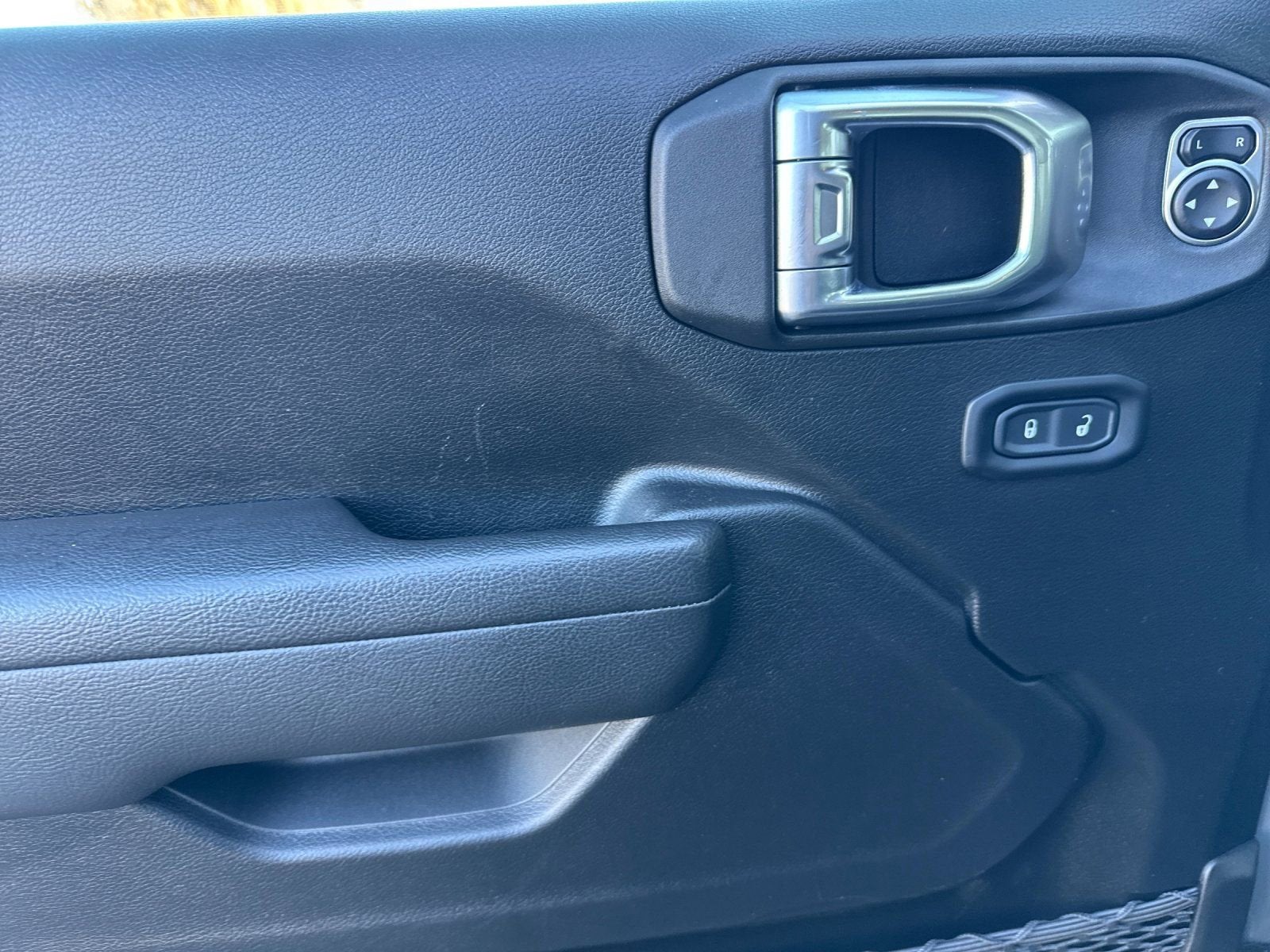 2023 Jeep Wrangler Willys