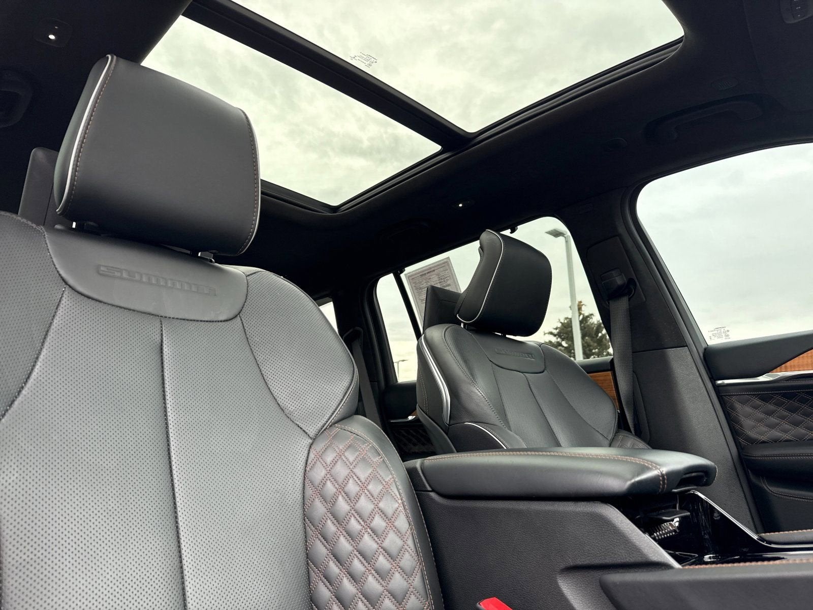 2023 Jeep Grand Cherokee L Summit Reserve