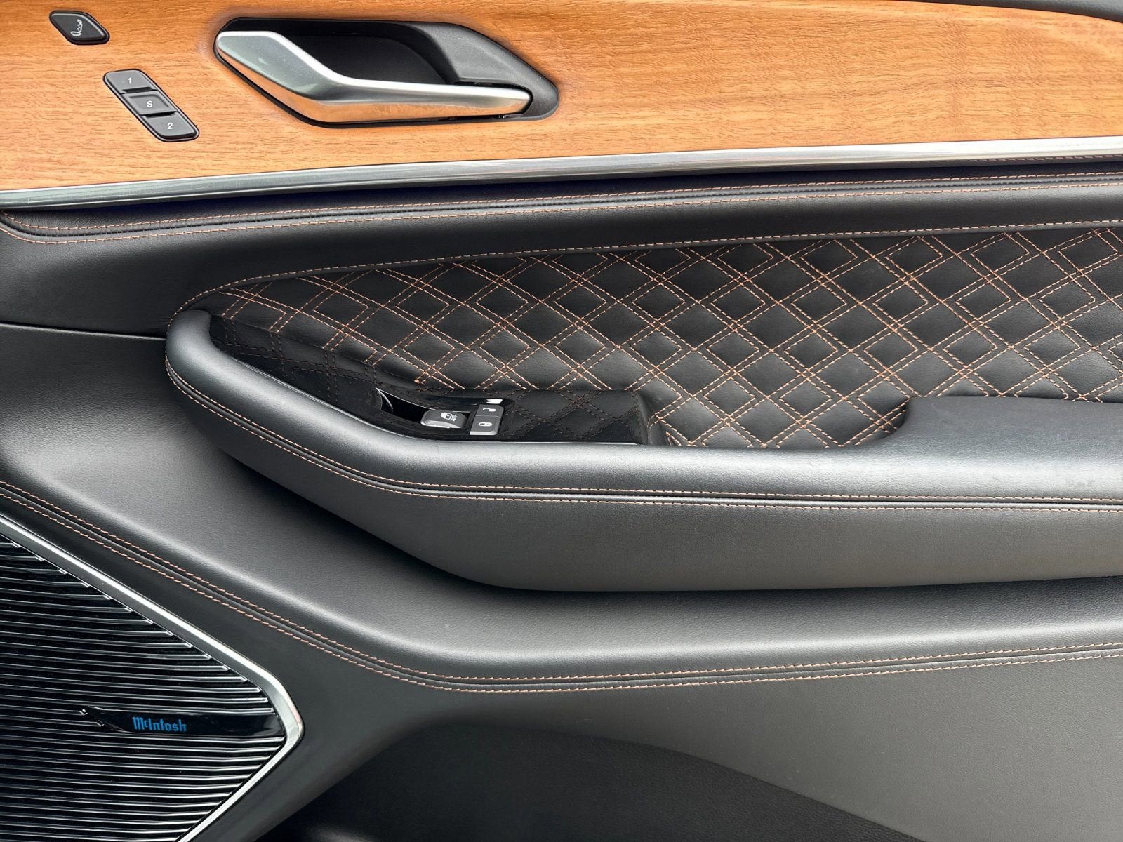 2023 Jeep Grand Cherokee L Summit Reserve