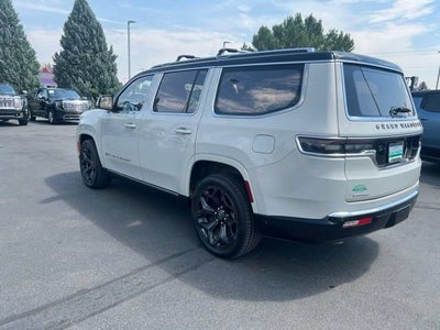 2022 Jeep Grand Wagoneer Series III