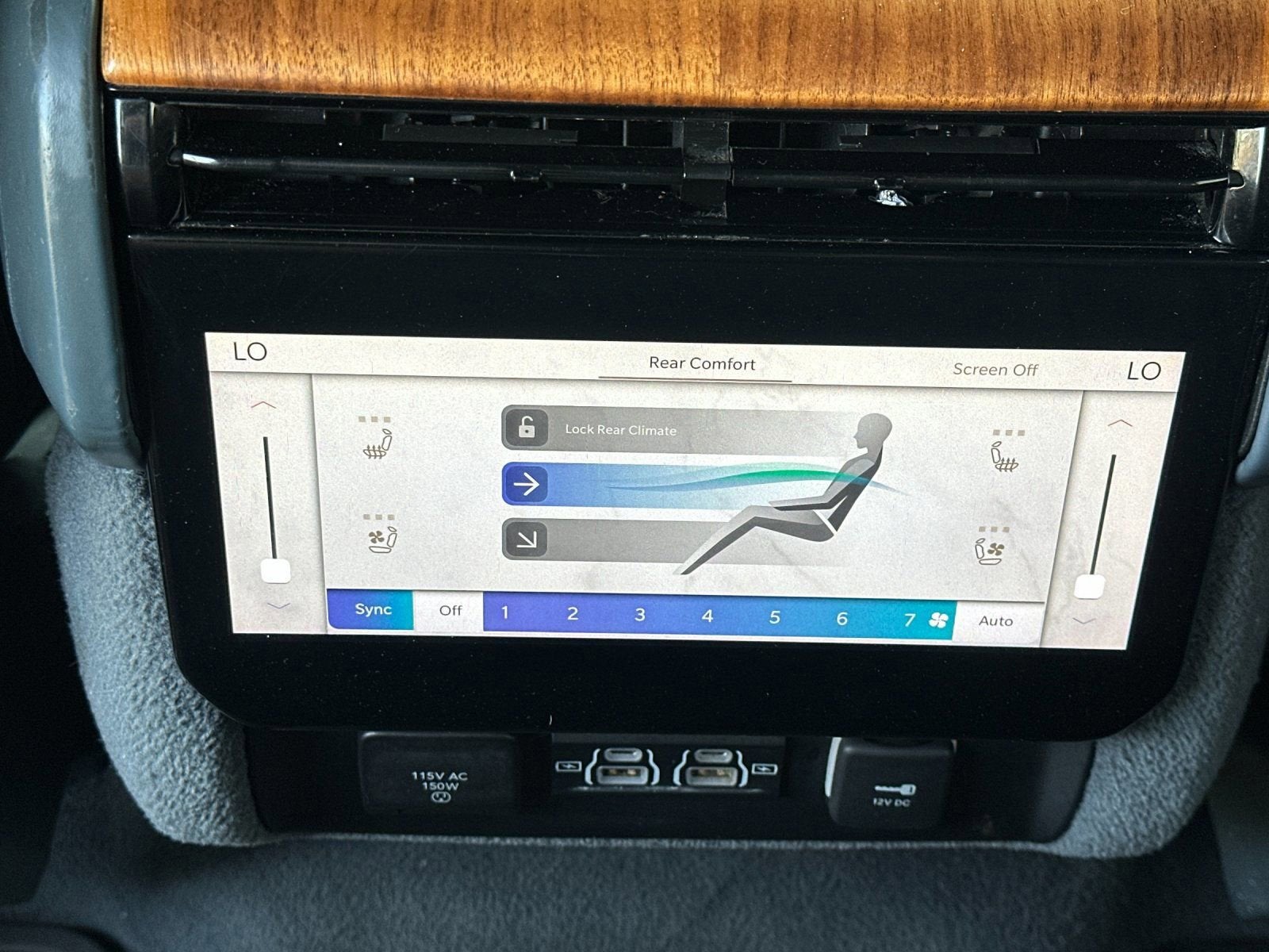 2022 Jeep Grand Wagoneer Series III - Photo 14