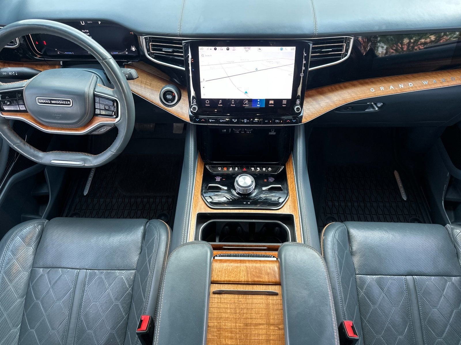 2022 Jeep Grand Wagoneer Series III - Photo 15