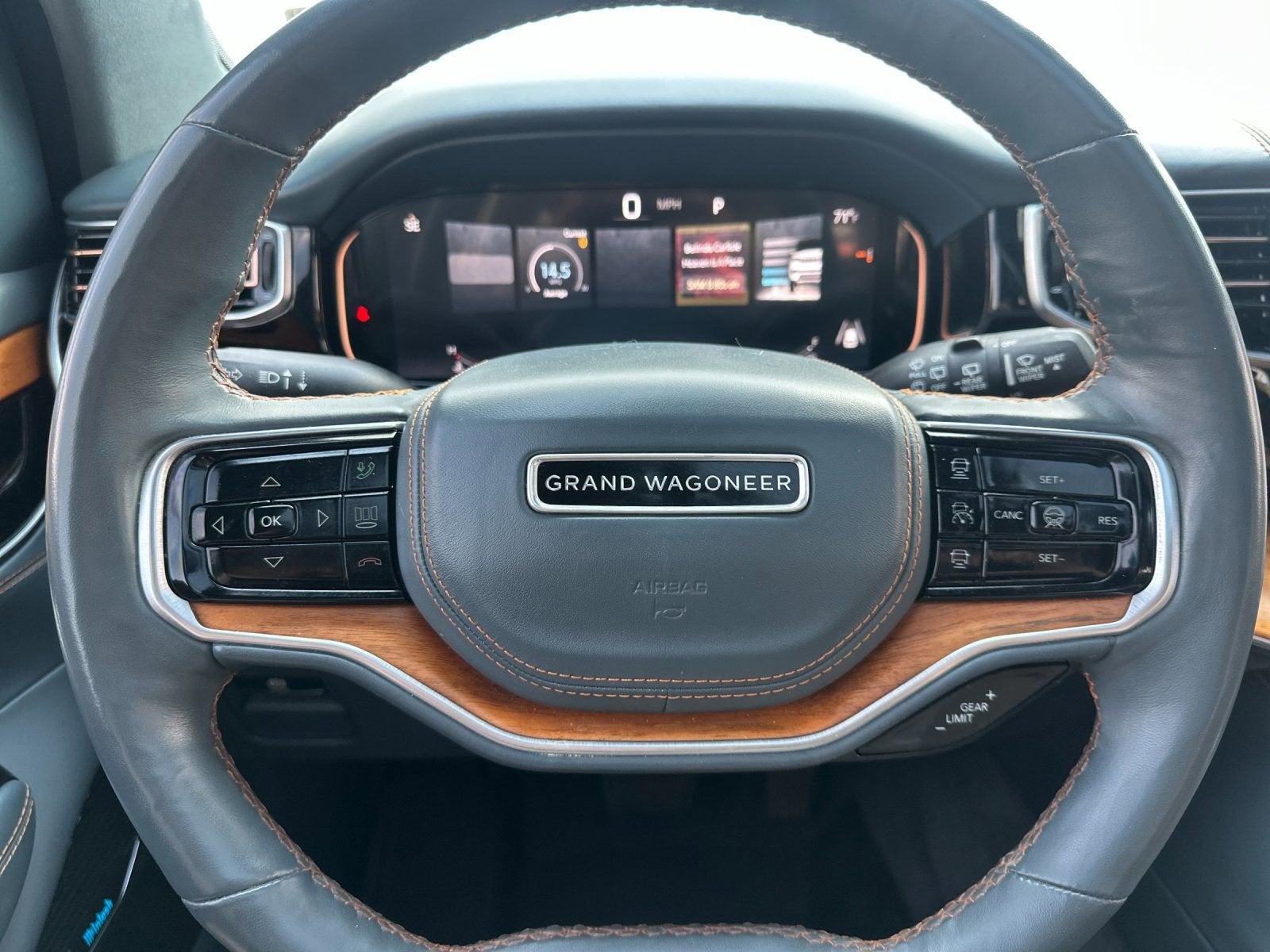2022 Jeep Grand Wagoneer Series III