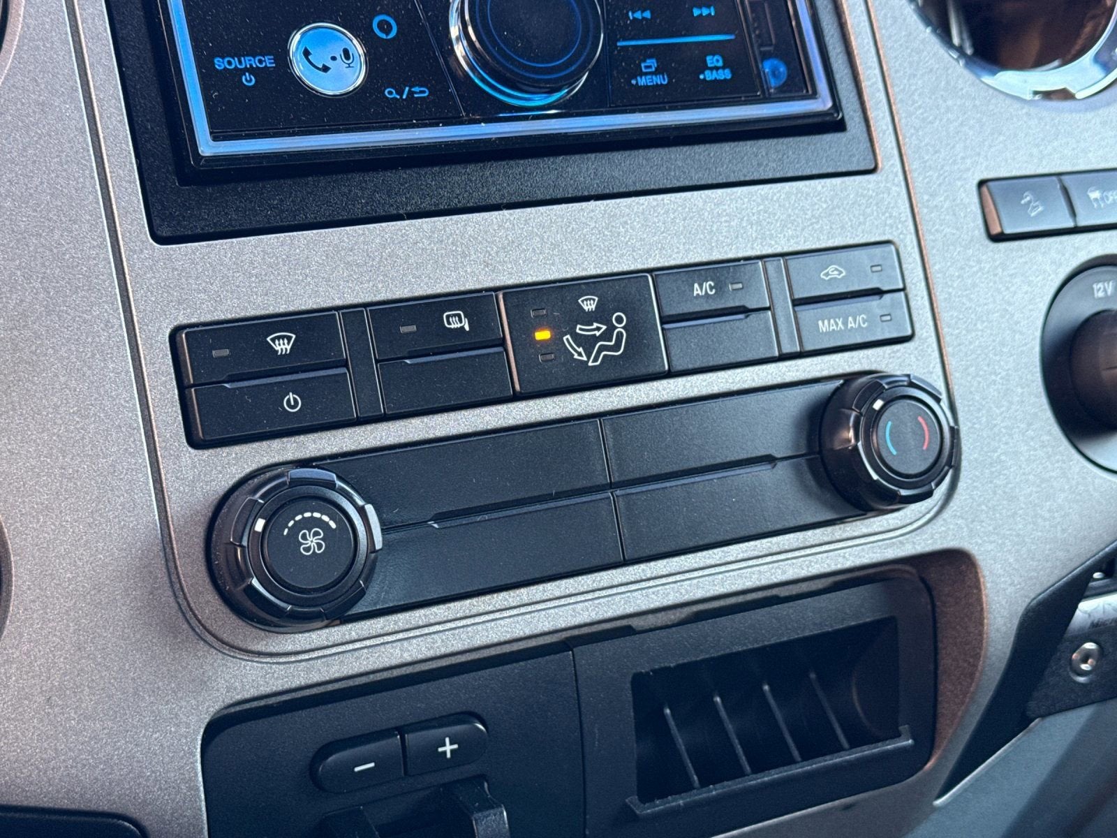 2013 Ford Super Duty F-350 SRW Platinum