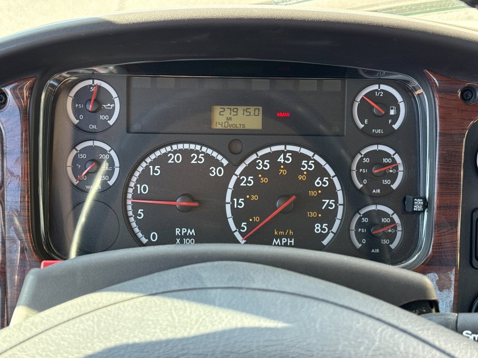 2007 Freightliner M-2 Base