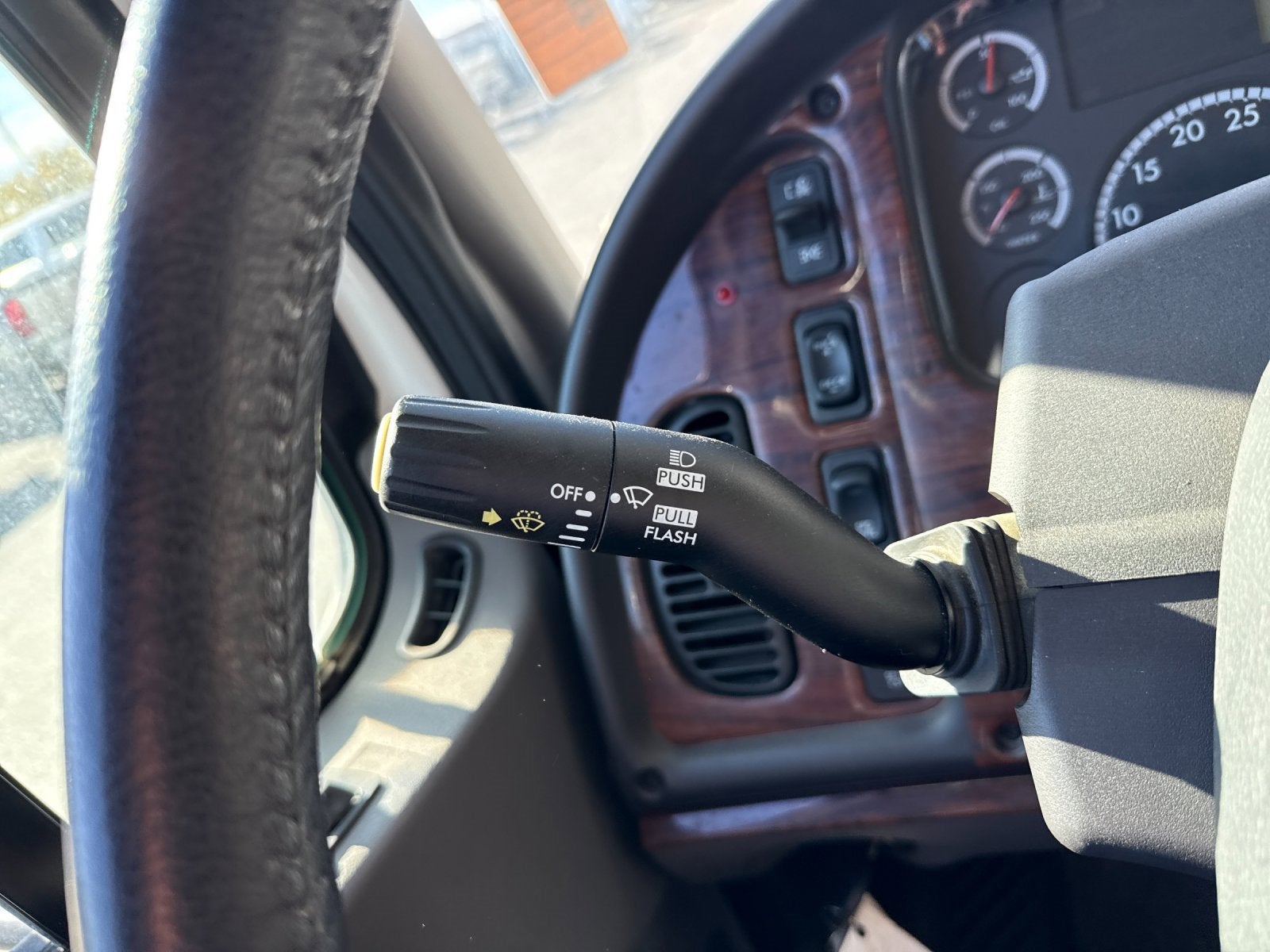 2007 Freightliner M-2 Base