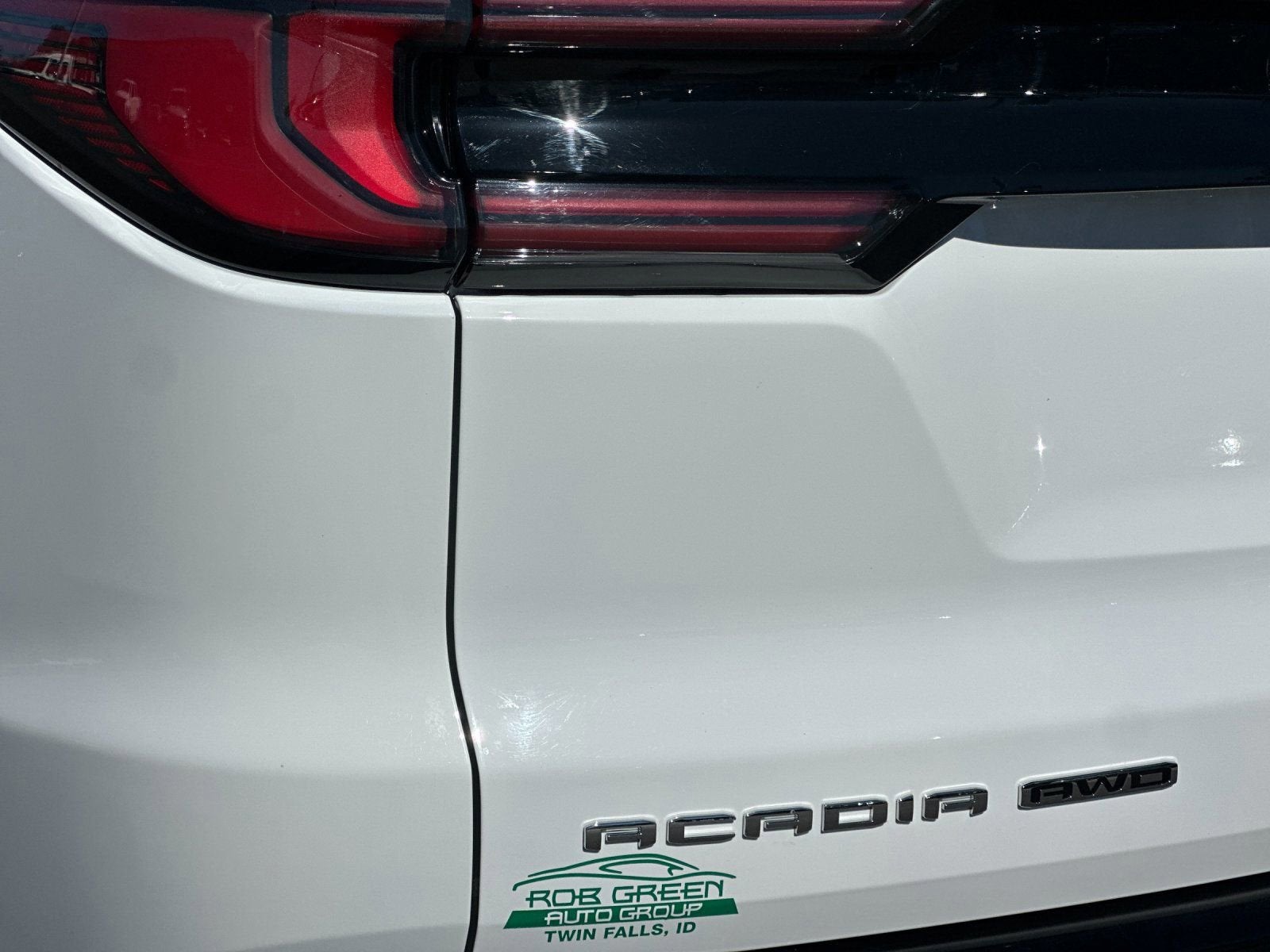 2025 GMC Acadia Denali