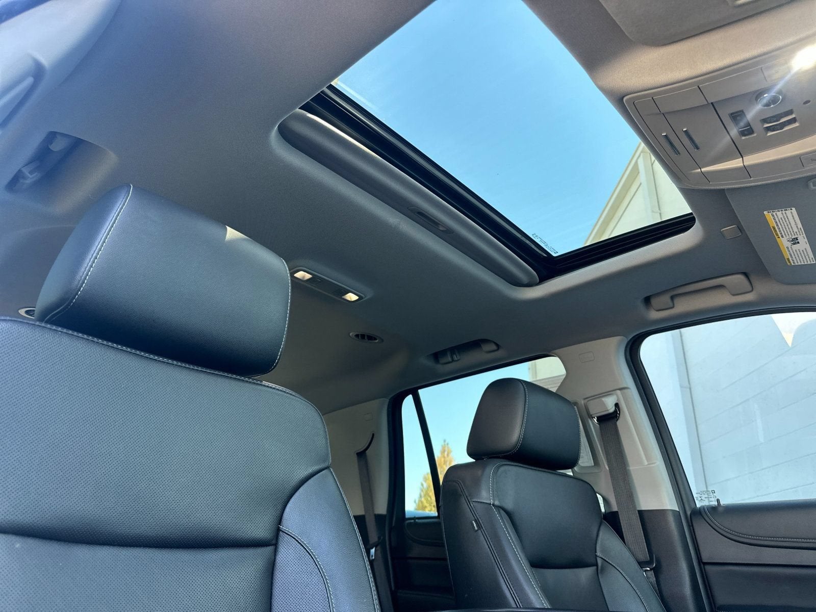 2020 GMC Yukon SLT - Photo 19