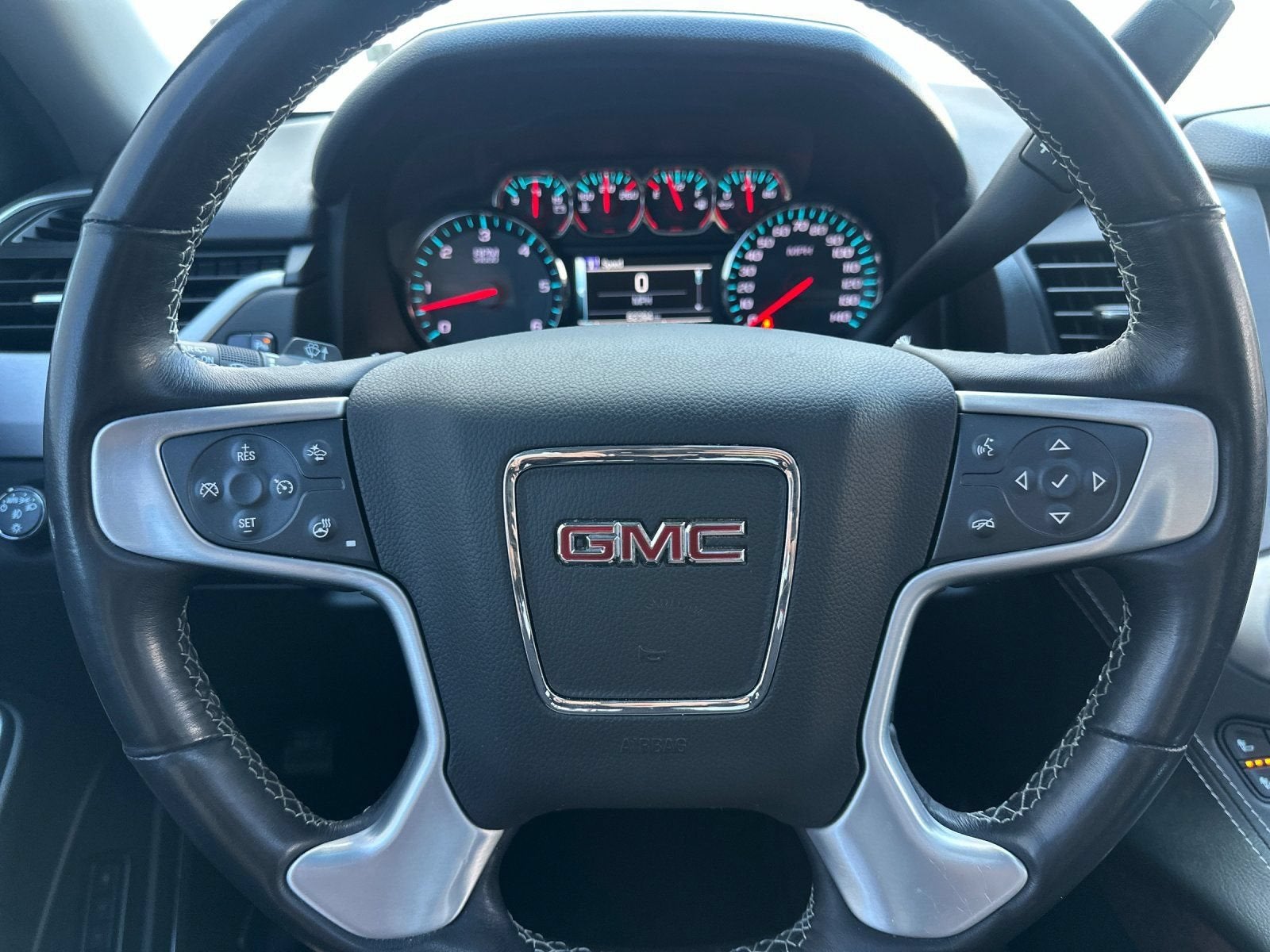 2020 GMC Yukon SLT