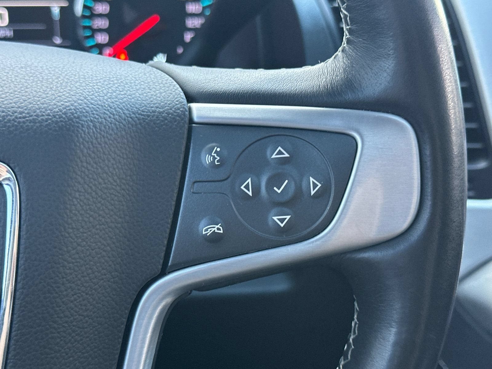 2020 GMC Yukon SLT - Photo 30