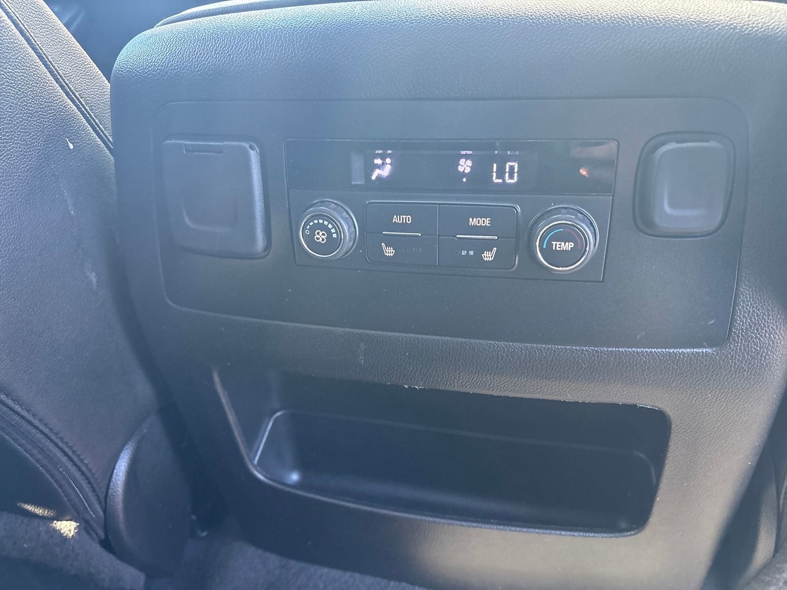 2020 GMC Yukon SLT - Photo 39