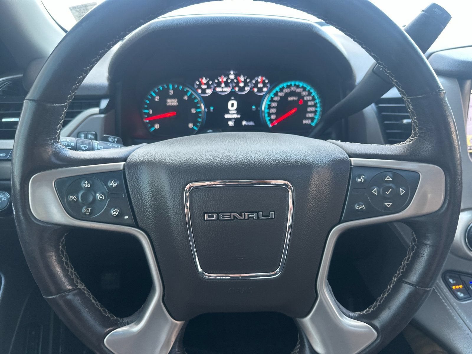 2020 GMC Yukon Denali