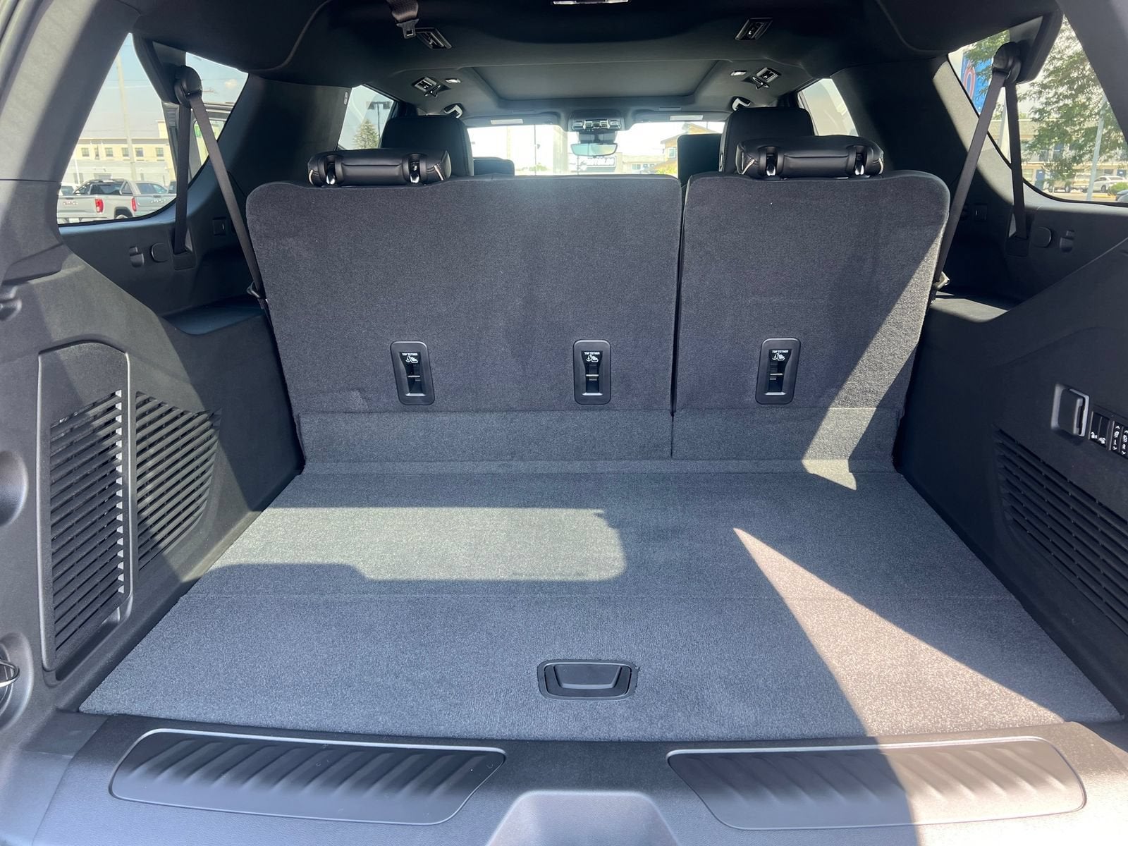 2026 GMC Yukon XL Elevation - Photo 25