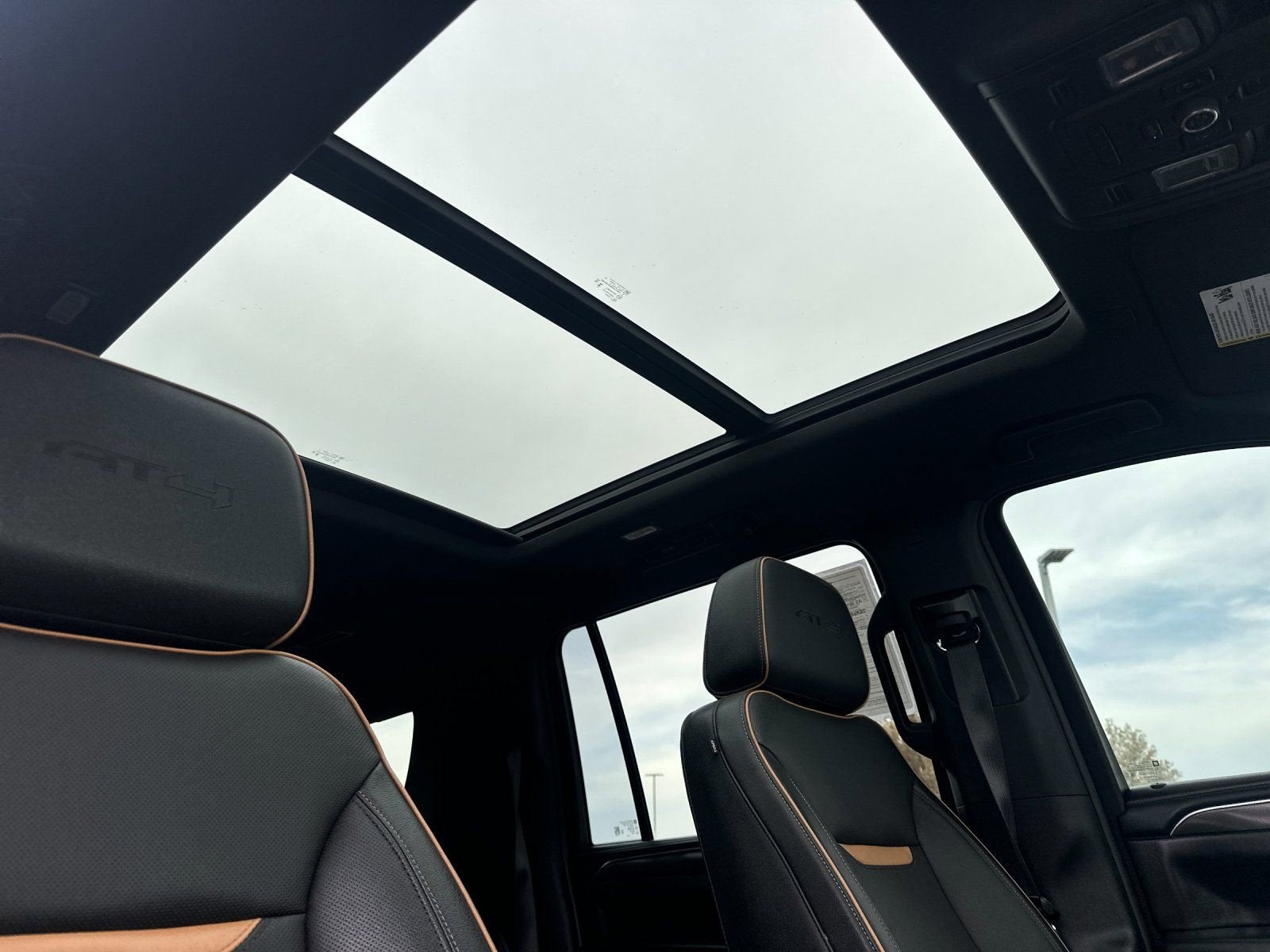 2023 GMC Yukon XL AT4