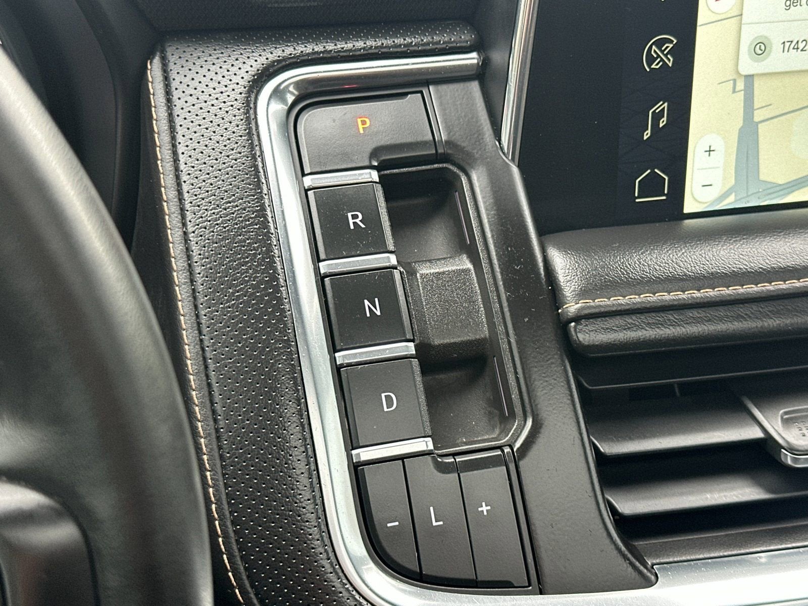 2023 GMC Yukon XL AT4