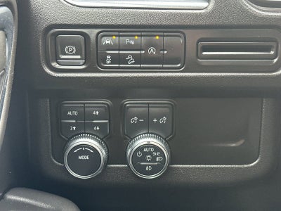 2023 GMC Yukon XL AT4