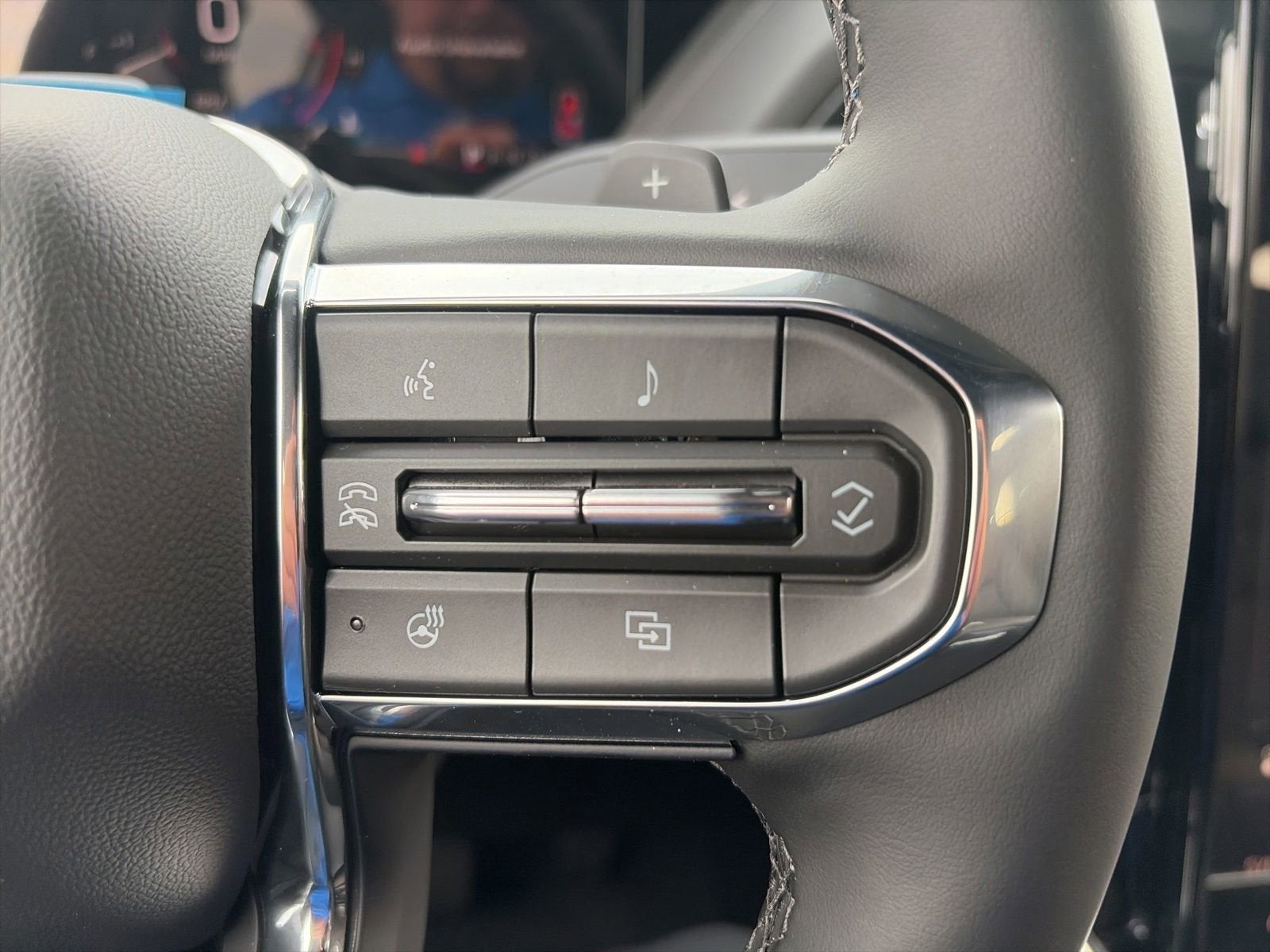 2026 GMC Yukon XL Denali - Photo 14