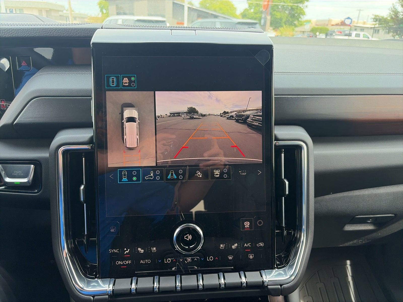2026 GMC Yukon XL Denali - Photo 16