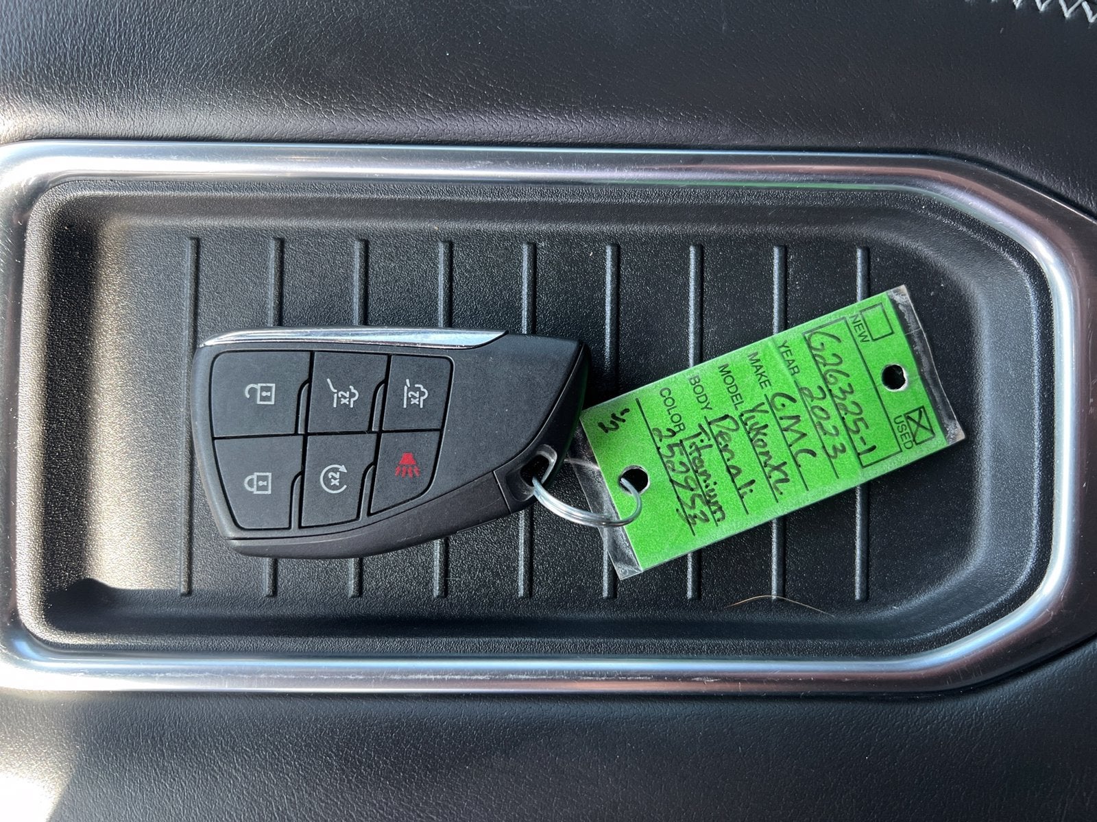 2023 GMC Yukon XL Denali - Photo 12