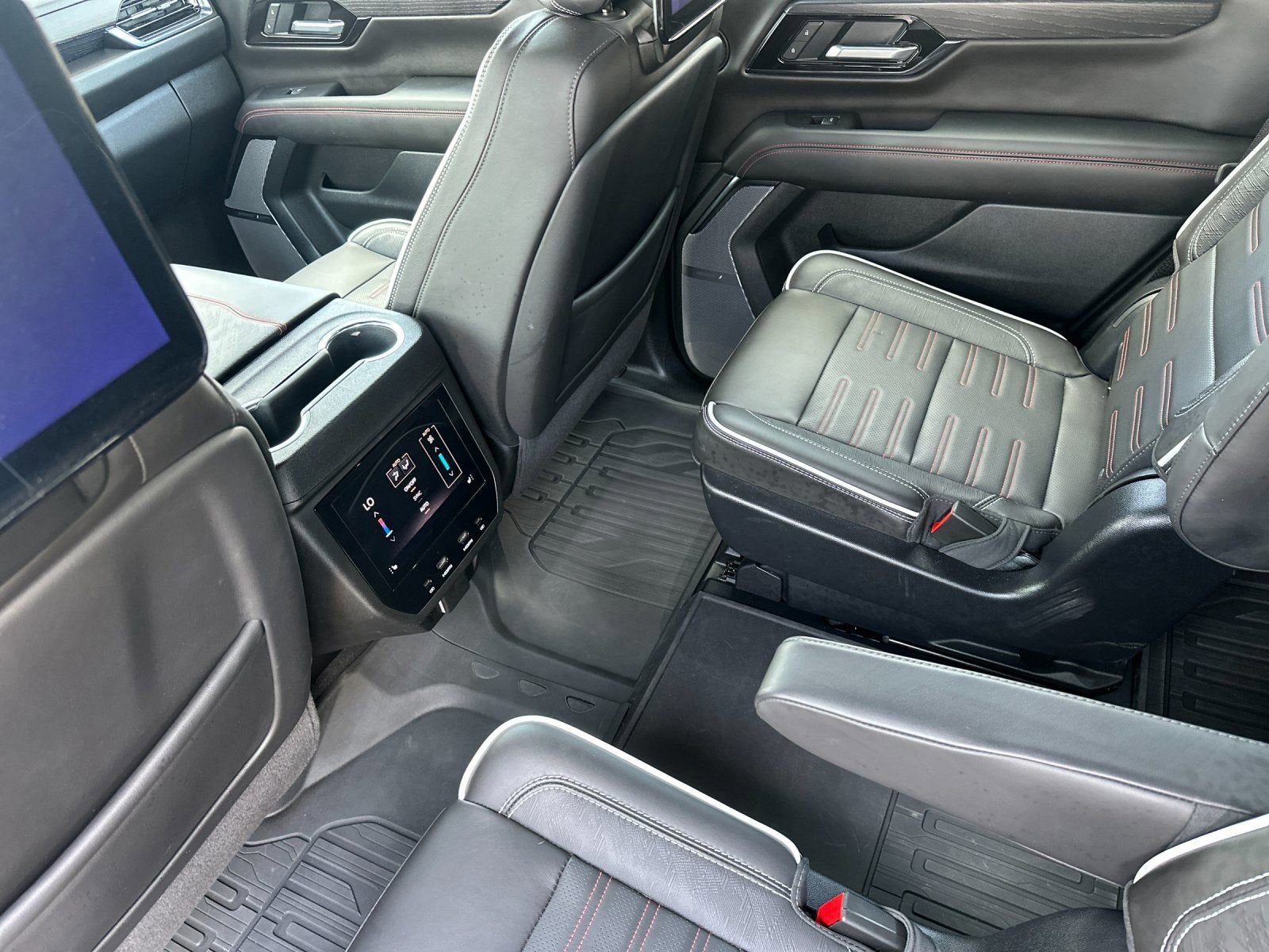 2025 GMC Yukon AT4 Ultimate