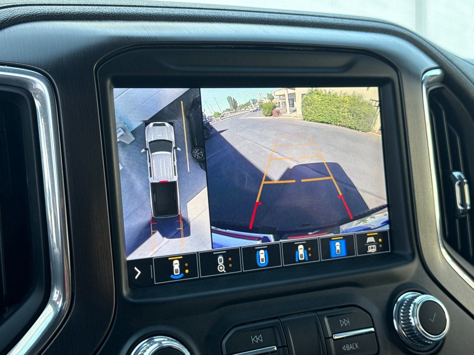 2023 GMC Sierra 2500HD AT4 - Photo 23
