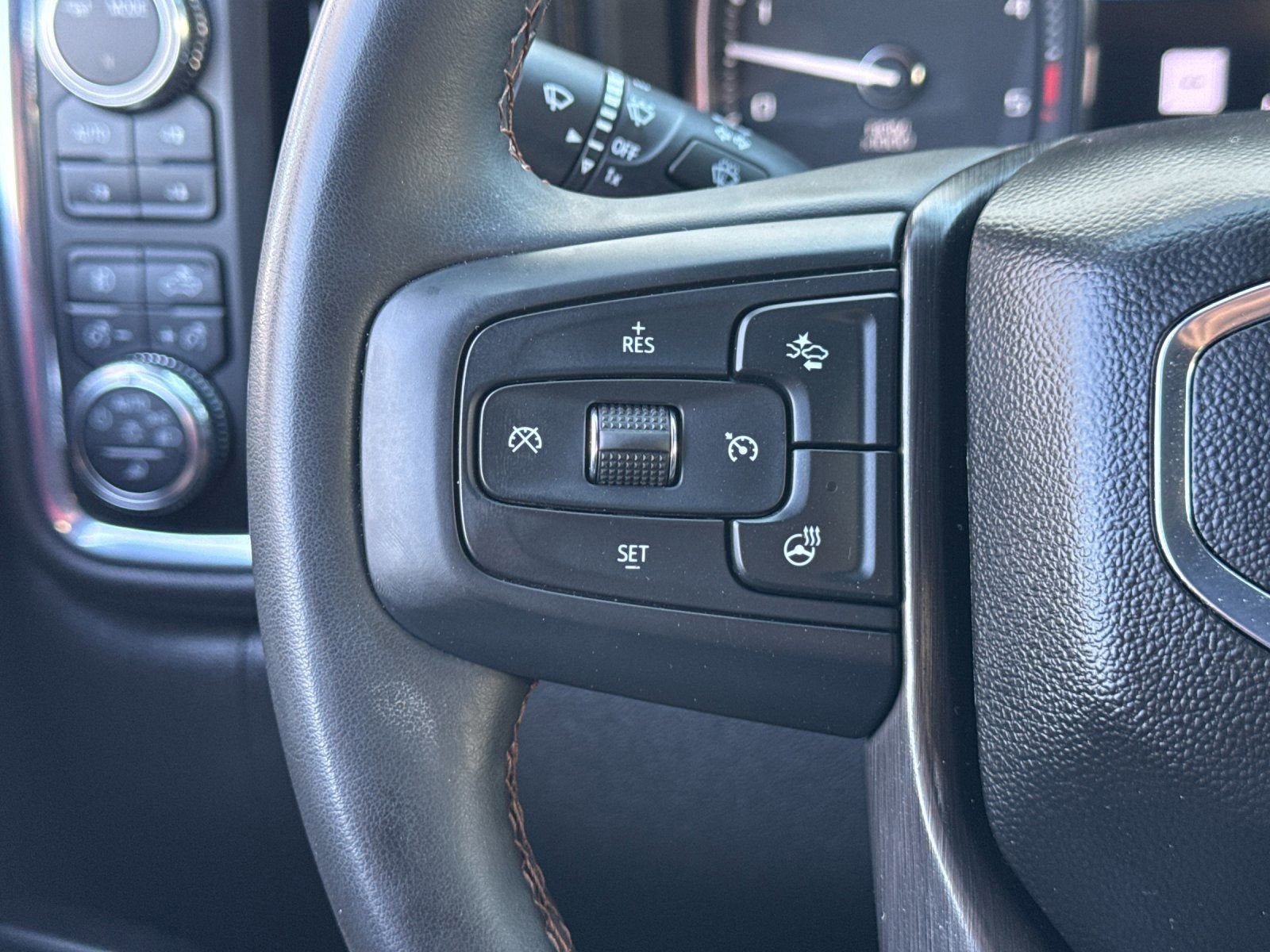 2023 GMC Sierra 2500HD AT4 - Photo 28
