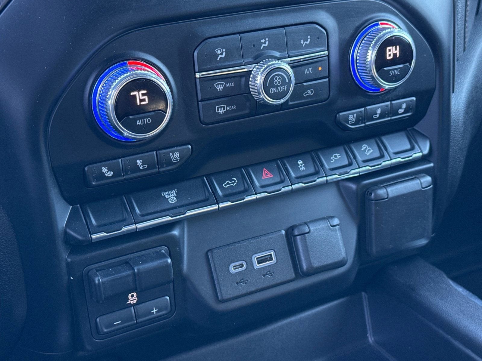 2022 GMC Sierra 3500 HD AT4