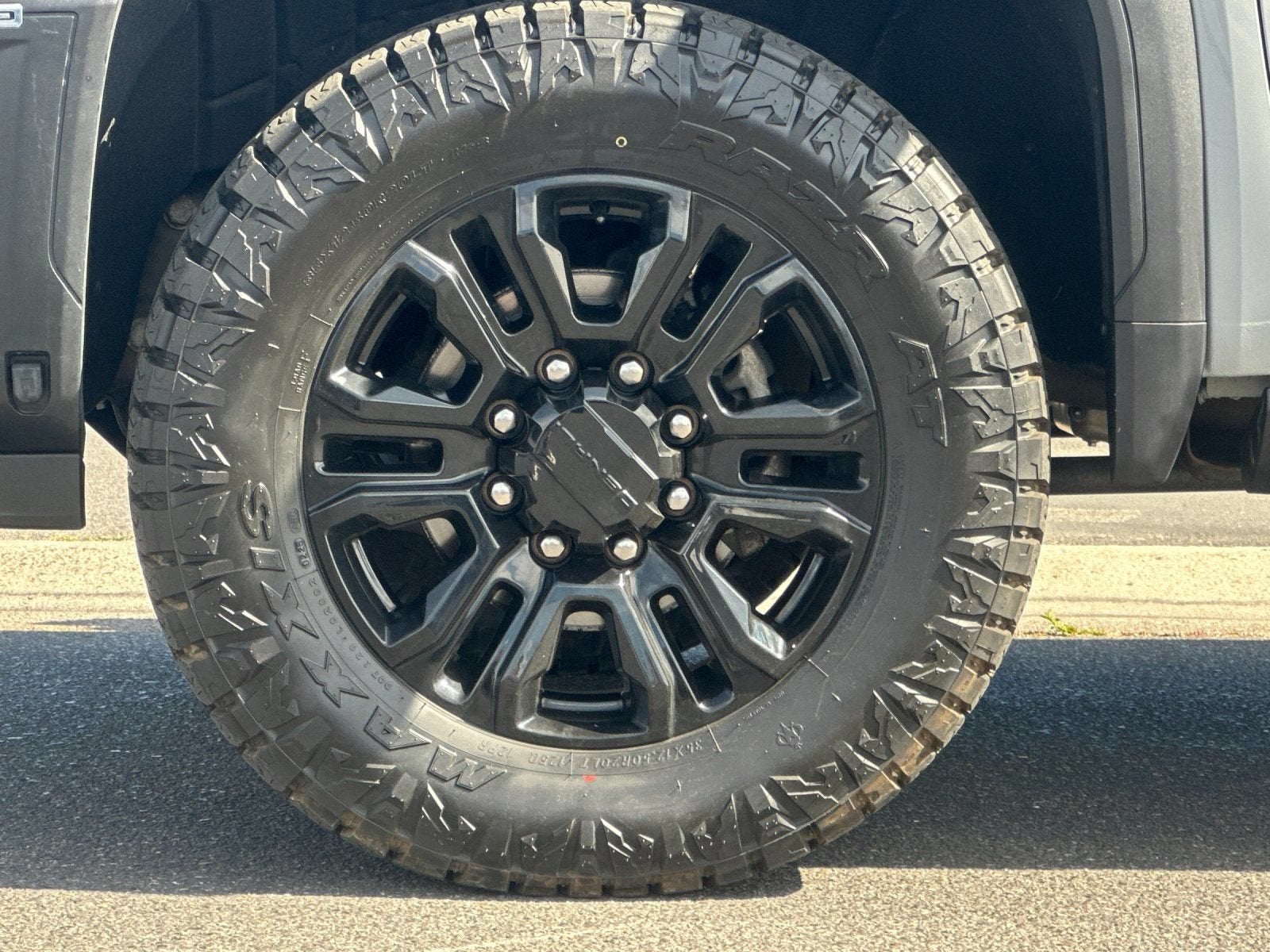 2024 GMC Sierra 3500HD AT4 - Photo 33