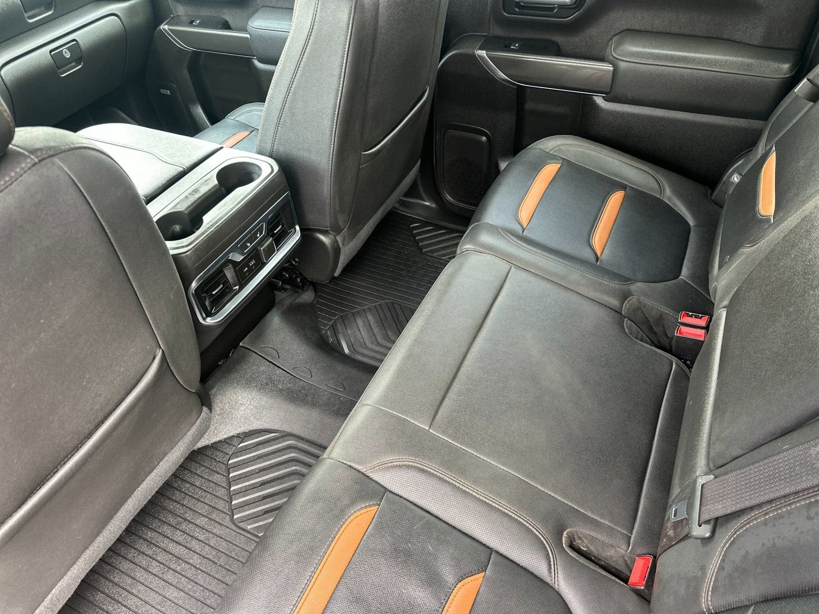 2023 GMC Sierra 3500HD AT4 - Photo 13
