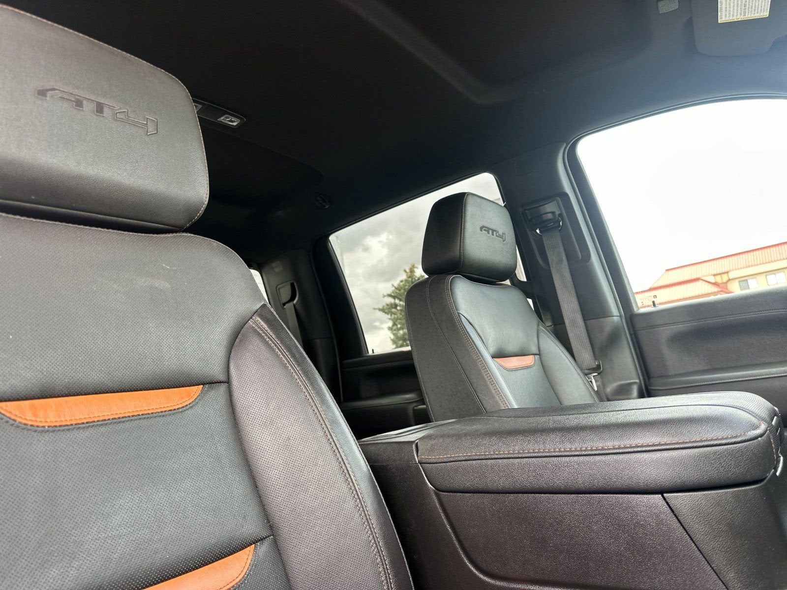 2023 GMC Sierra 3500HD AT4 - Photo 18