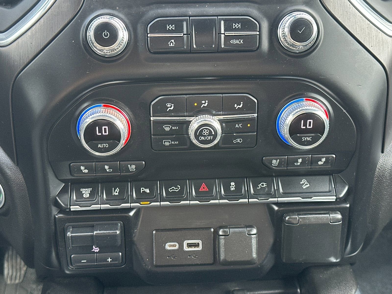 2023 GMC Sierra 3500 HD AT4