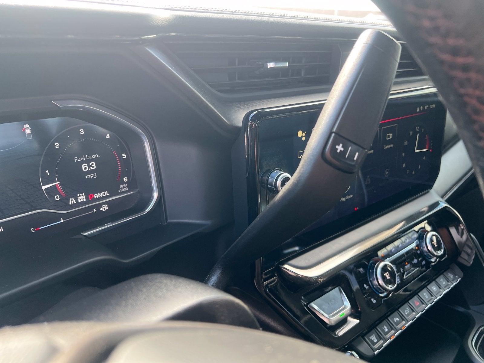 2025 GMC Sierra 2500HD AT4X - Photo 18