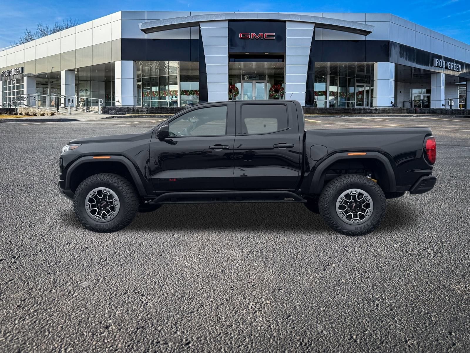2025 GMC Canyon AT4