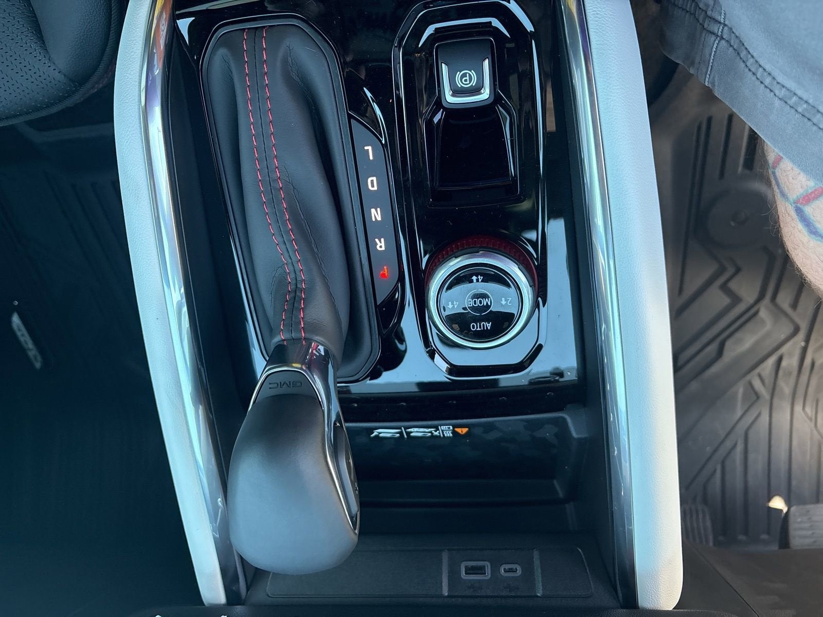 2026 GMC Canyon AT4X