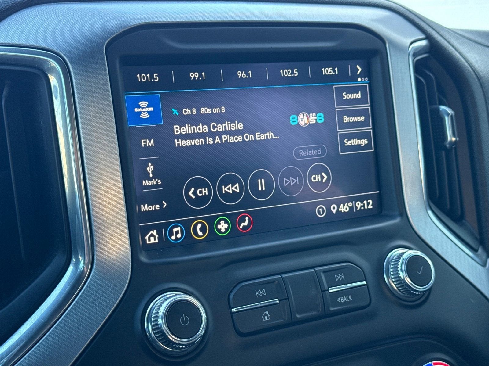 2020 GMC Sierra 1500 SLT