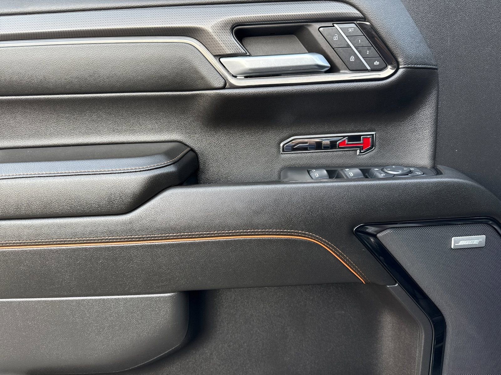 2024 GMC Sierra 1500 AT4