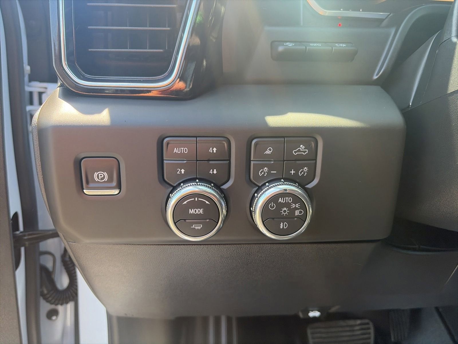 2026 GMC Sierra 1500 Denali - Photo 13