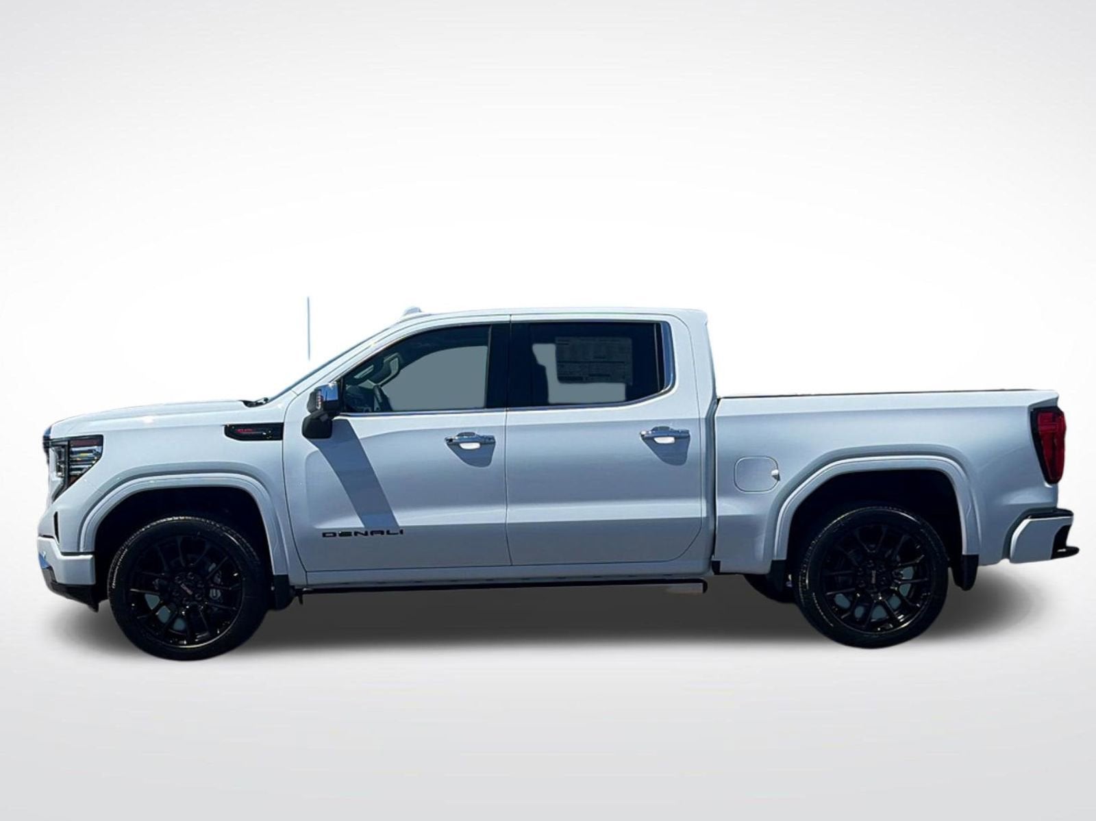 2026 GMC Sierra 1500 Denali - Photo 5