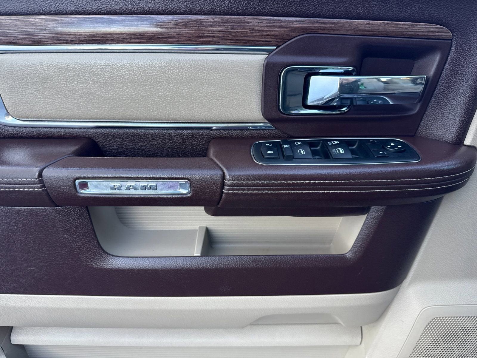 2014 RAM 3500 Laramie