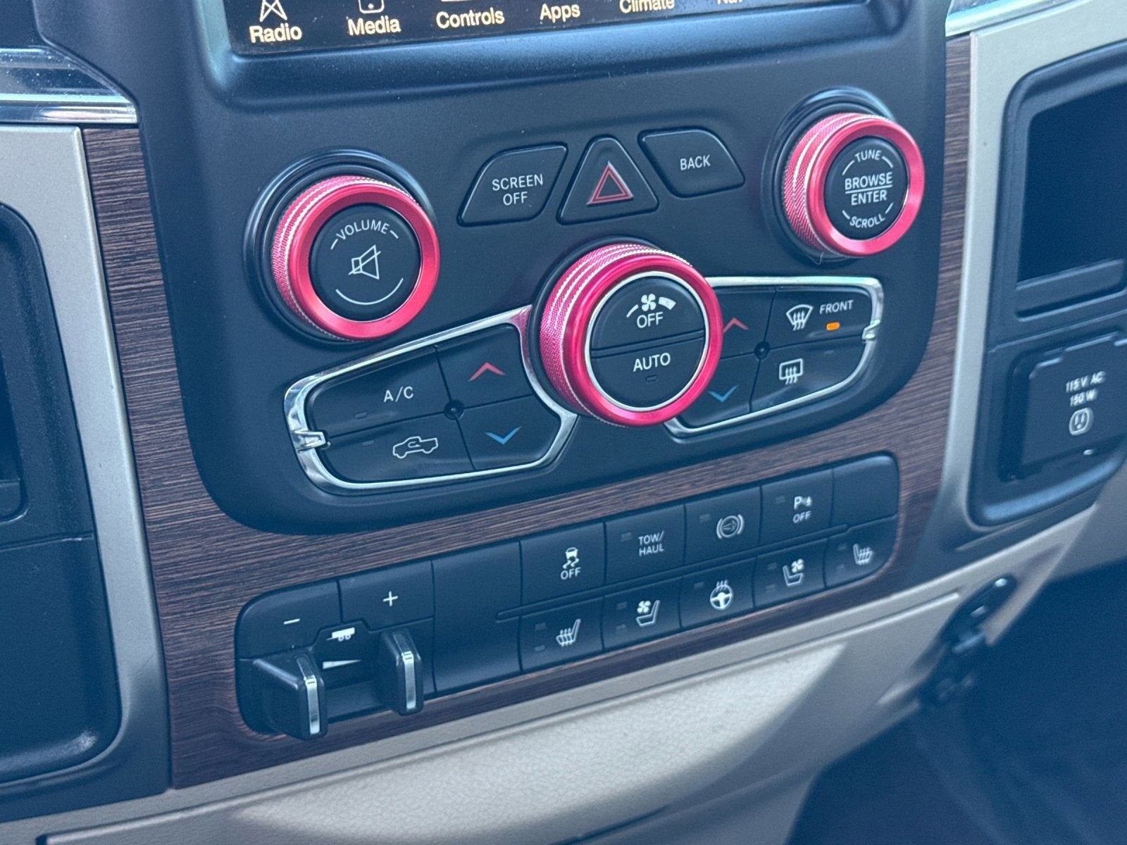 2014 RAM 3500 Laramie