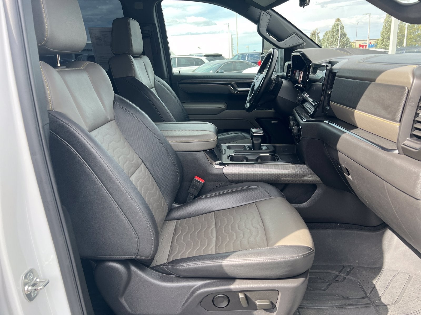 2025 Chevrolet Silverado 1500 ZR2