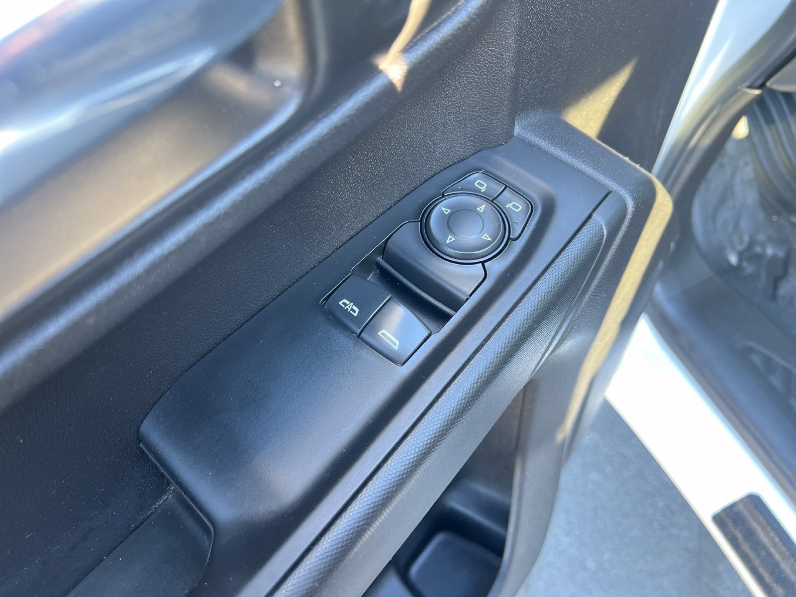 2025 GMC Sierra 1500 Pro - Photo 14