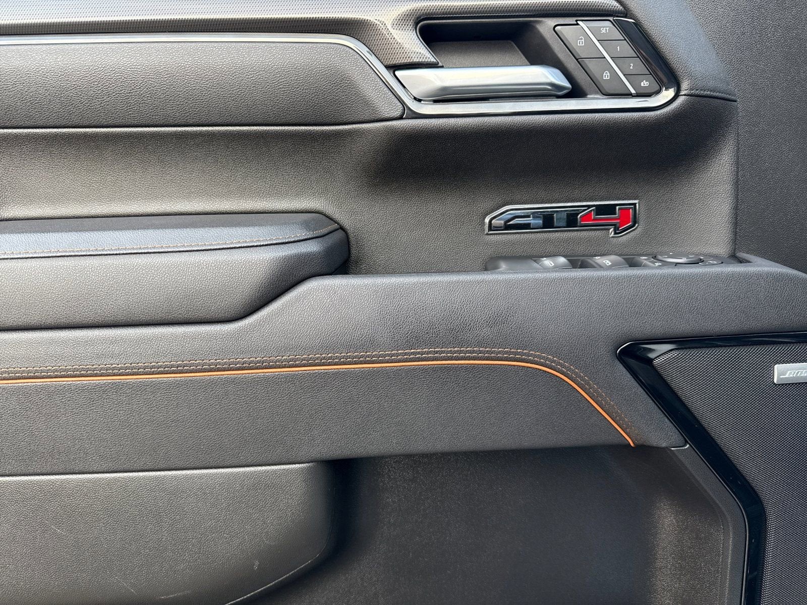 2025 GMC Sierra 1500 AT4