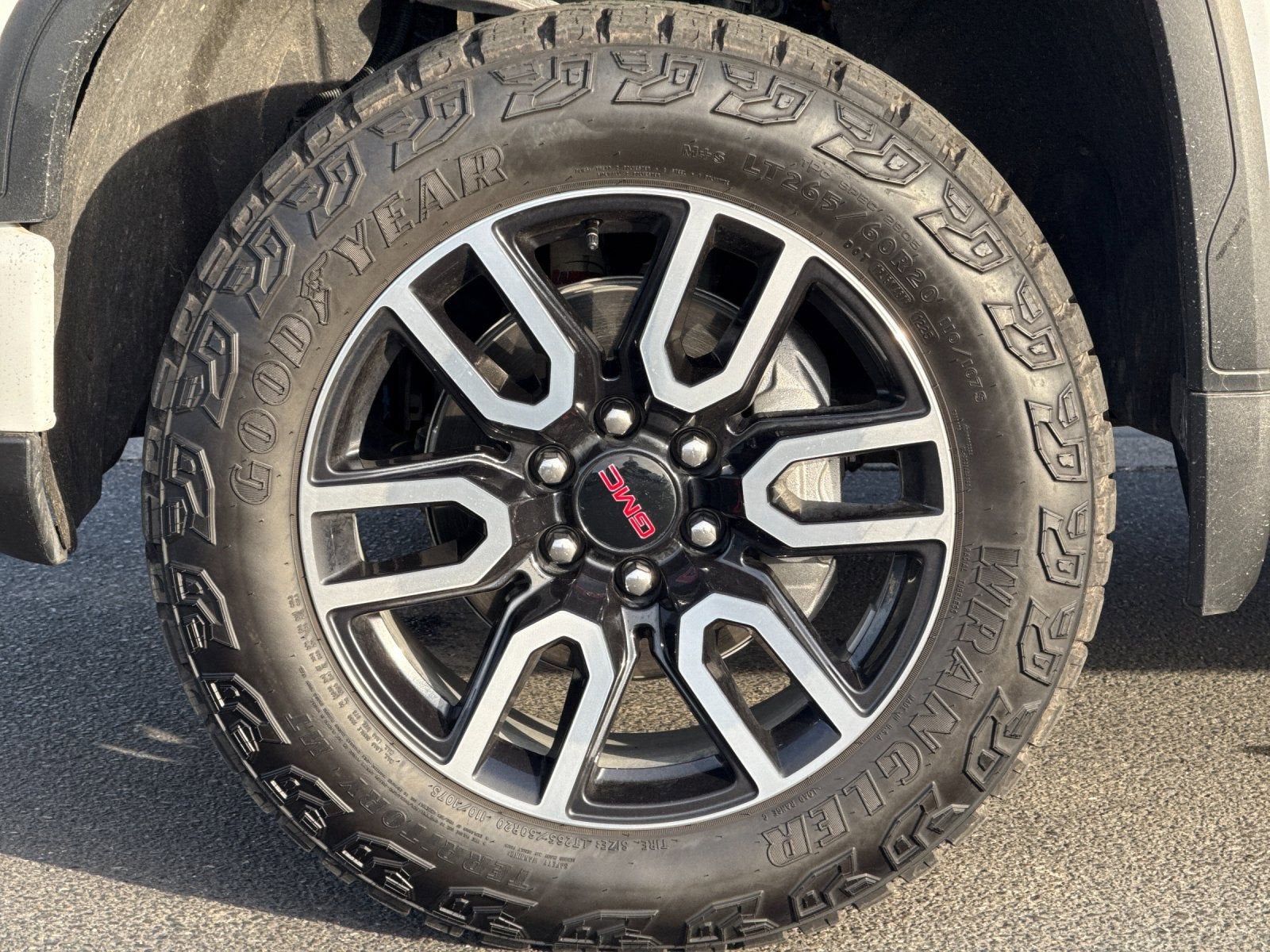 2025 GMC Sierra 1500 AT4