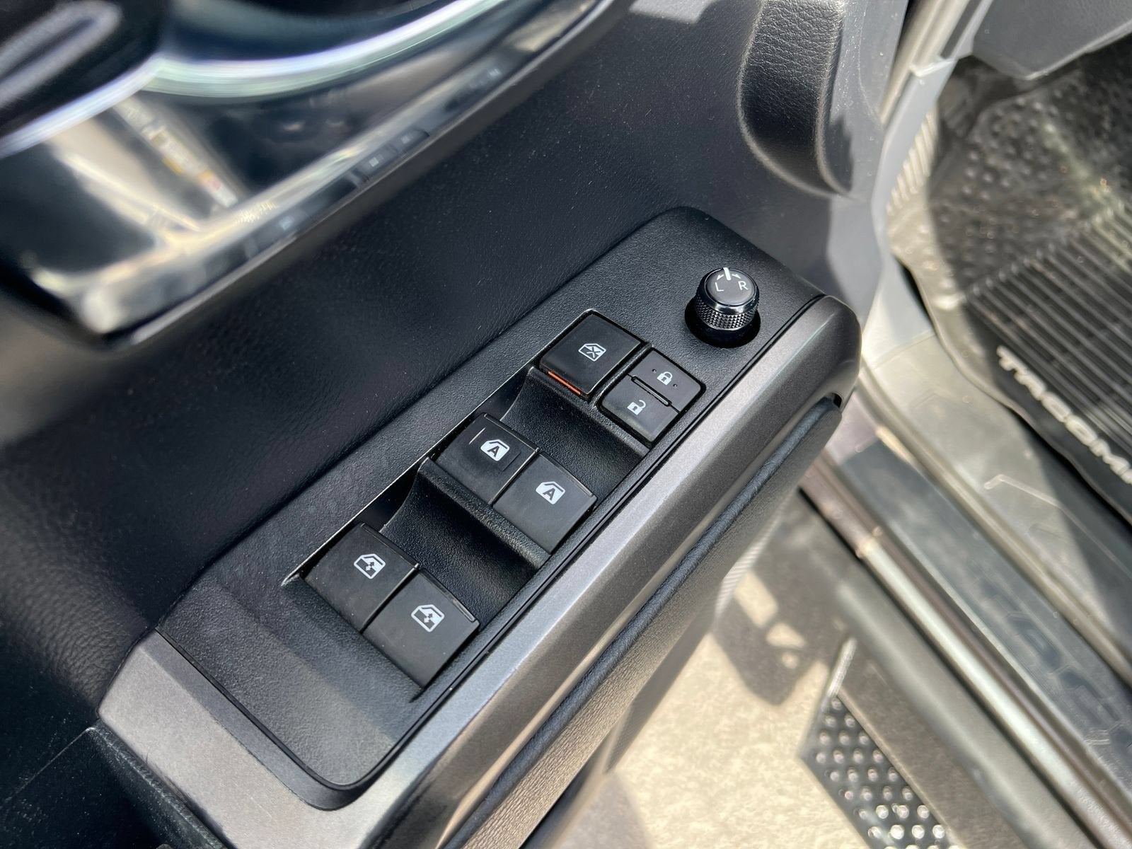 2019 Toyota Tacoma 4WD SR
