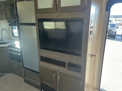 2020 KEYSTONE TRAVEL TRAILER Base