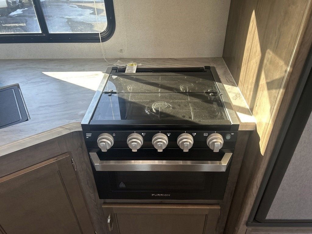 2020 KEYSTONE TRAVEL TRAILER Base