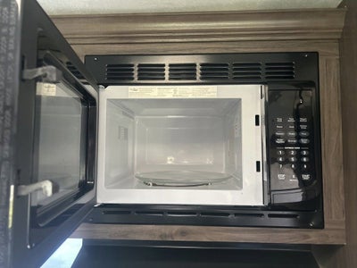 2020 KEYSTONE TRAVEL TRAILER Base