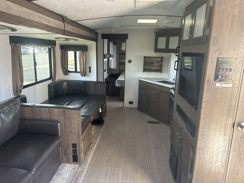 2020 KEYSTONE TRAVEL TRAILER Base